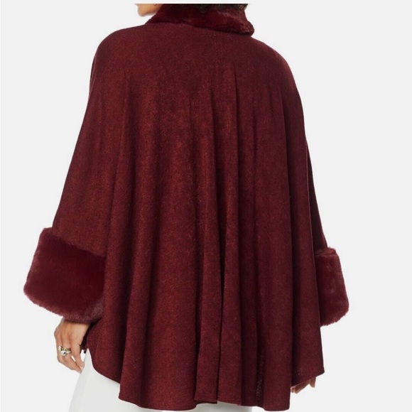 Heidi Daus Faux Fur Cloak Cape Wrap Batwing Sweater Shawl - Picture 10 of 11